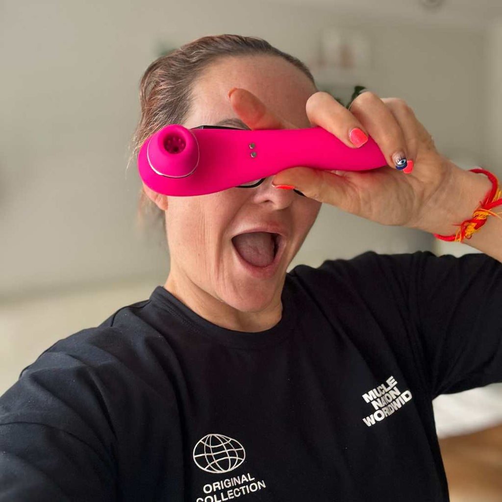 Aura Pro Age - Wellness Massager